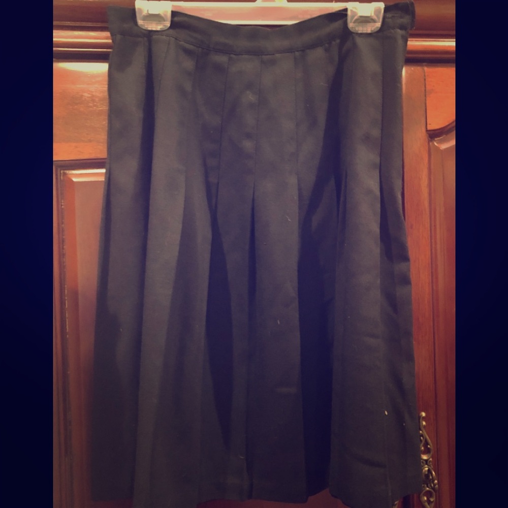 Black skirt